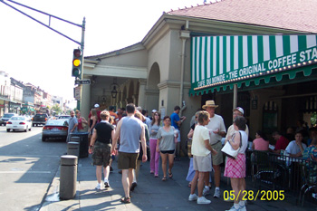 Cafe du Monde in the French Quarter